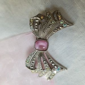 🎀RETRO RIBBON BROOCH